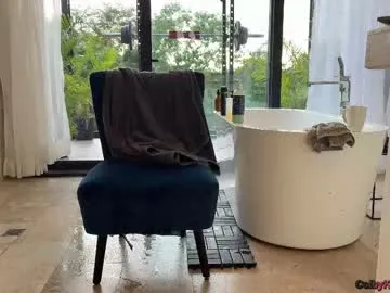 Aly_Brownn – webcam model profile photo Image 15