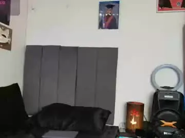 GuivernoStud – webcam model profile photo Image 13