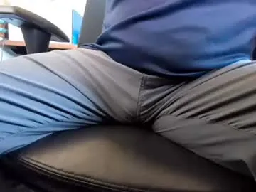 NathalyBloom – webcam model profile photo Image 4