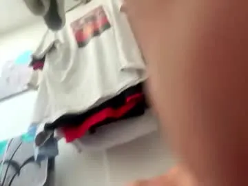 JadeMartinelli – webcam model profile photo Image 4