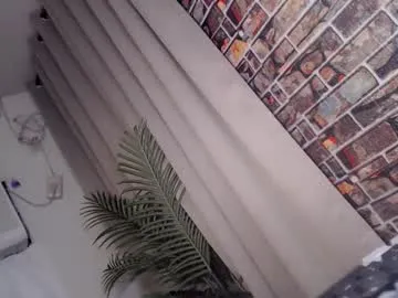 MartinaGucci – webcam model profile photo Image 12