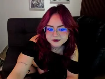 CassieGil – webcam model profile photo Image 3