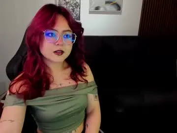 CassieGil – webcam model profile photo Image 9