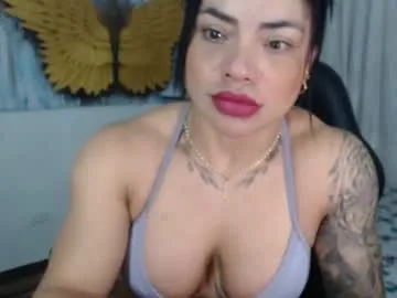 CassieGil – webcam model profile photo Image 12