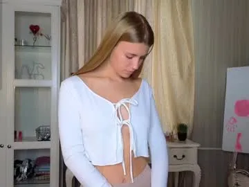 orisune – webcam model profile photo Image 19