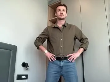 kai101010 – webcam model profile photo Image 14