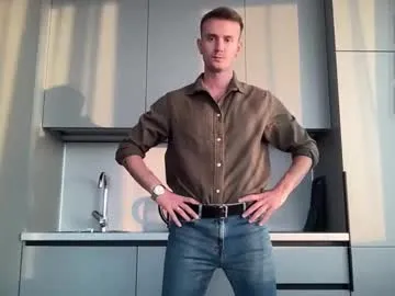 kai101010 – webcam model profile photo Image 4