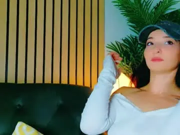 ArianaSole – webcam model profile photo Image 13