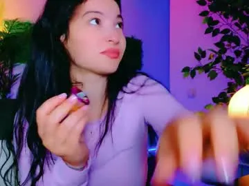 ArianaSole – webcam model profile photo Image 15