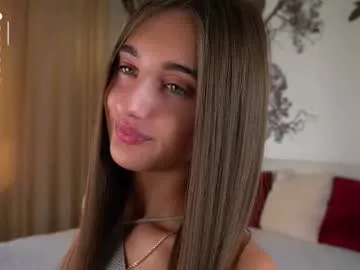 CassieGil – webcam model profile photo Image 3