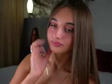 CassieGil – webcam model profile photo Image 5