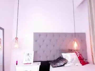 CassieGil – webcam model profile photo Image 18