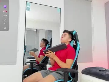 KhloeWonders – webcam model profile photo Image 8