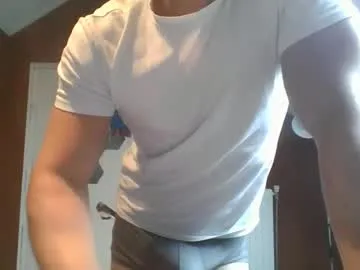 drinklinov – webcam model profile photo Image 15