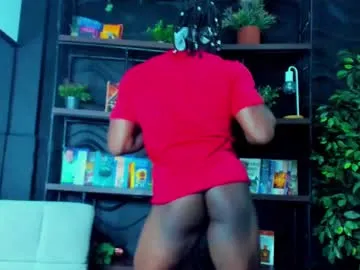 Juhone – webcam model profile photo Image 7