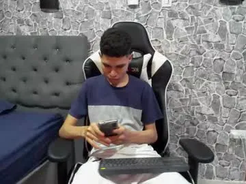 NikkiBea – webcam model profile photo Image 5