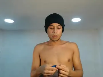 pizza_pa – webcam model profile photo Image 16