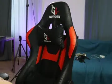 AnnyReina – webcam model profile photo Image 2