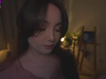 SkyLumen – webcam model profile photo Image 6