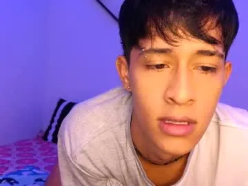 NoaRivas – webcam model profile photo Image 2