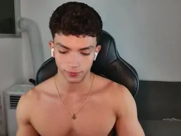 Maxinekinky – webcam model profile photo Image 15