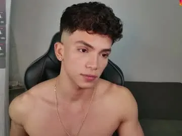 Maxinekinky – webcam model profile photo Image 16