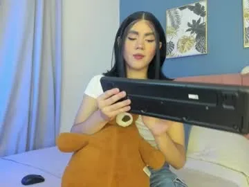 MadelynReeves – webcam model profile photo Image 9