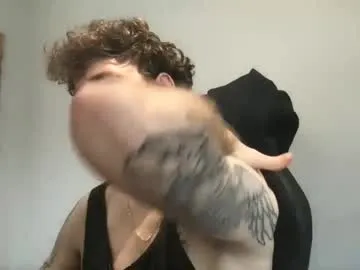 dannythreeyway – webcam model profile photo