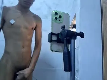 SamyShark21 – webcam model profile photo Image 2