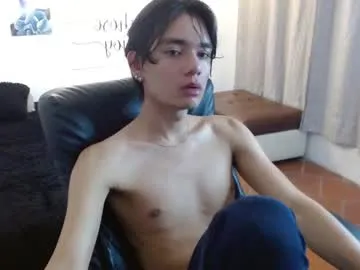 LaraOlsen – webcam model profile photo Image 4