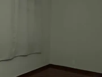 Amida_Chris – webcam model profile photo Image 9