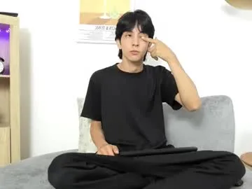 kai101010 – webcam model profile photo Image 14