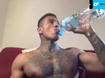 NoaMarin – webcam model profile photo Image 2