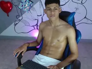 benjamin_ar – webcam model profile photo Image 2