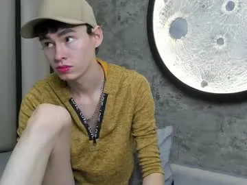 ZoeyReed – webcam model profile photo Image 4