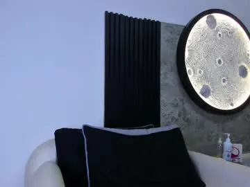 ZoeyReed – webcam model profile photo Image 8