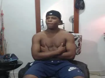 PaulinaSwift – webcam model profile photo Image 9