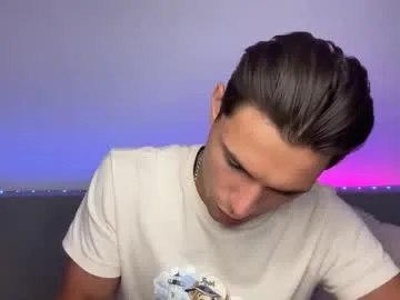 ArianaSole – webcam model profile photo Image 11