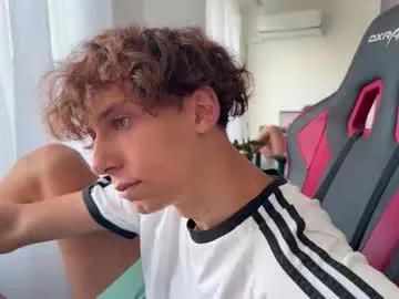 KaraNoir – webcam model profile photo Image 17