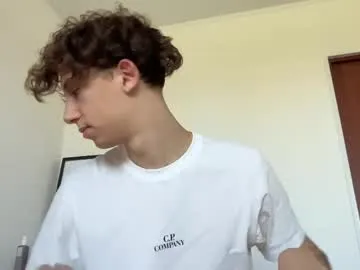 KaraNoir – webcam model profile photo Image 18