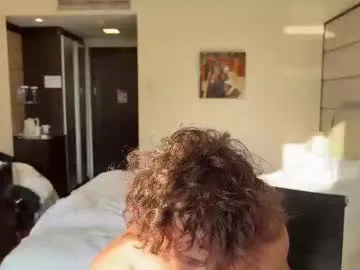 KaraNoir – webcam model profile photo Image 3