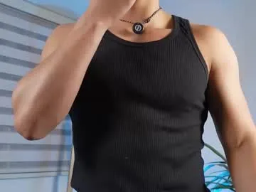 Perfektra – webcam model profile photo Image 15