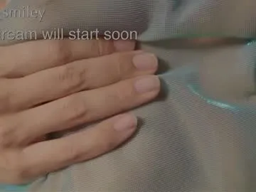 sexmittennjoytoy – webcam model profile photo Image 12