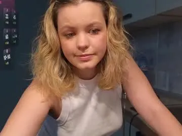 Daphne_Beaumont – webcam model profile photo Image 16