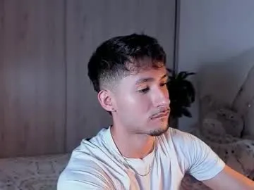 Tittiana – webcam model profile photo Image 12