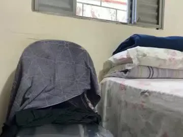 BellaDavies – webcam model profile photo Image 8