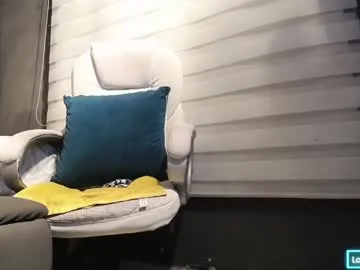 ZoeyReed – webcam model profile photo Image 12