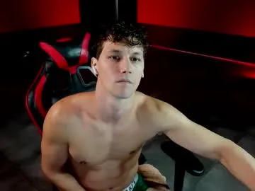 LaraHarvey – webcam model profile photo Image 10