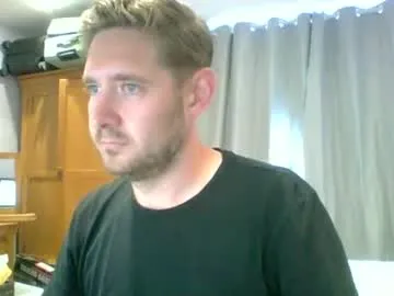 LunaKrismas – webcam model profile photo Image 6