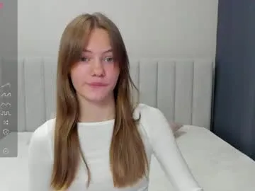 AlannaWeest – webcam model profile photo Image 11